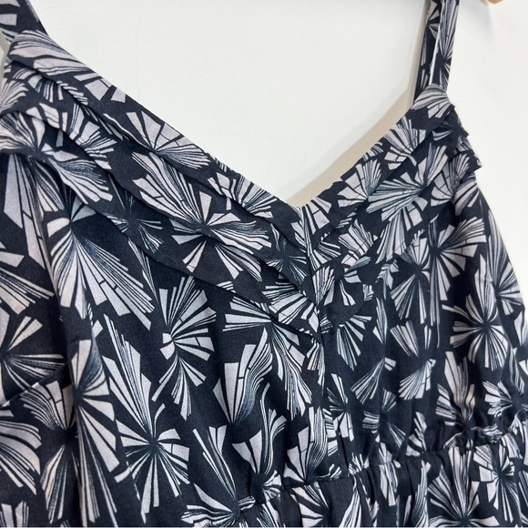 𝅺Ann Taylor Loft Navy White Print Dress Women’s Small S - Picture 3 of 4